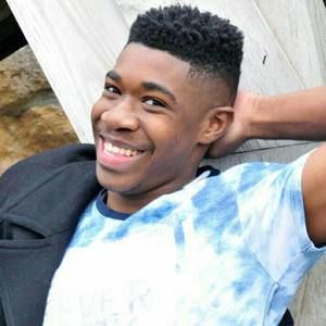 Meet your Posher, Jamil